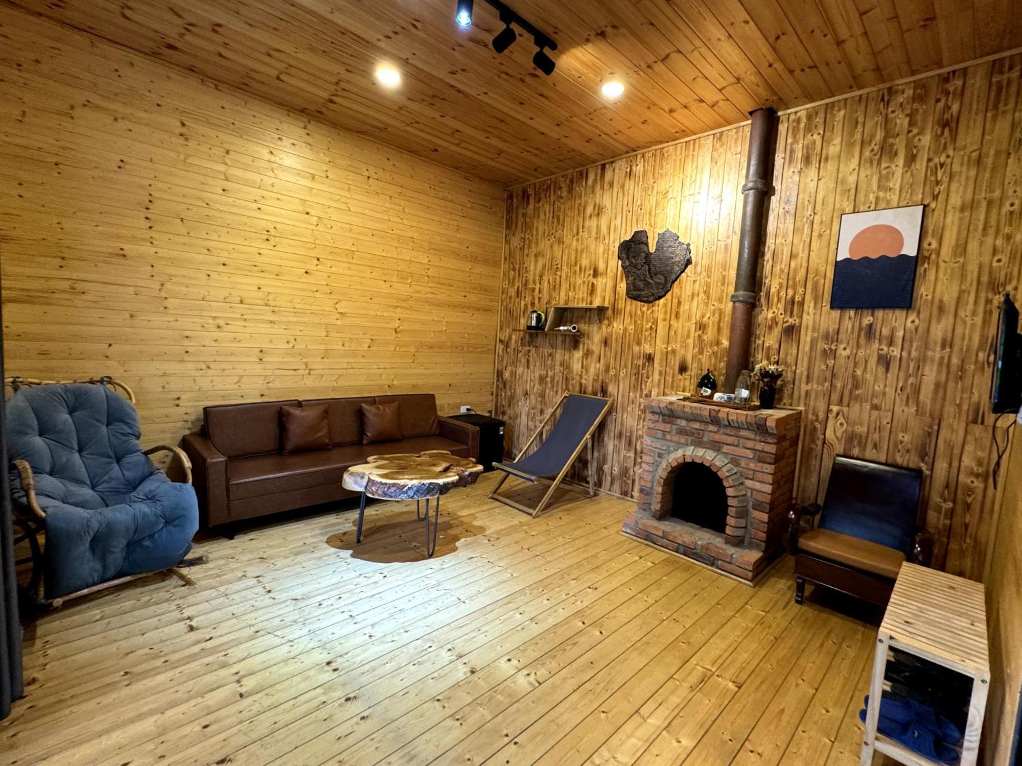 T'Mang Deeng Homestay Kon Von Kla Экстерьер фото